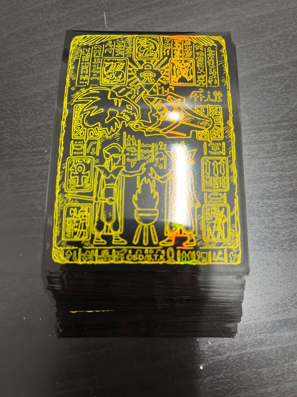 遊戯王 失われた王の記憶の石板 ラーの翼神竜 スリーブ イエロー 53枚