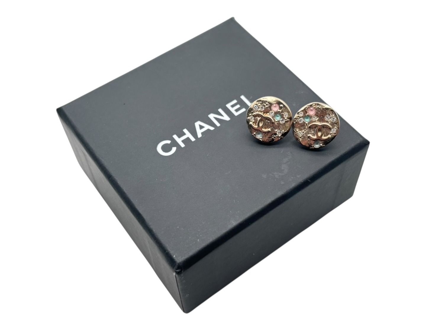 シャネル　ココマーク ゴールド ラインストーン　ピアス 正規品 極美品 CHANEL シャネル ココマーク ラウンドピアス 重量約4g 16P刻印