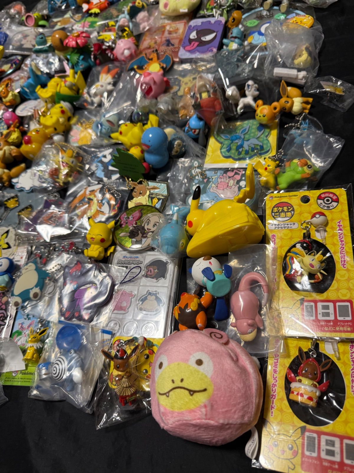 ポケモン 缶バッジ ラバーストラップ アクリルスタンド キーホルダー等