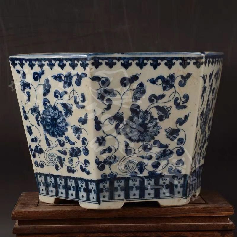 新年ギフト中国 景徳鎮 青花纏枝紋六方植木鉢 陶磁器 盆栽鉢 工芸品