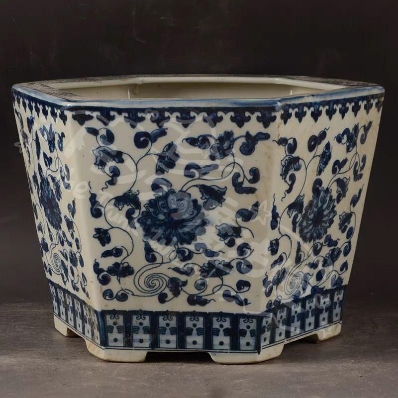 新年ギフト中国 景徳鎮 青花纏枝紋六方植木鉢 陶磁器 盆栽鉢 工芸品