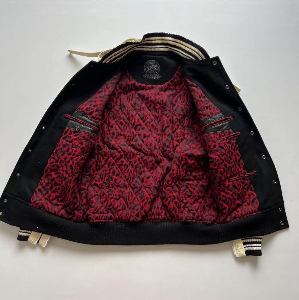 2024 【ROEN】 ディアスキン スタジアムジャケット ブラック ホワイト