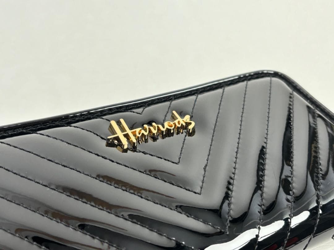 ◇ハロッズ◇新品 美品 エナメル 長財布 Christie Chevron 黒 - メルカリ
