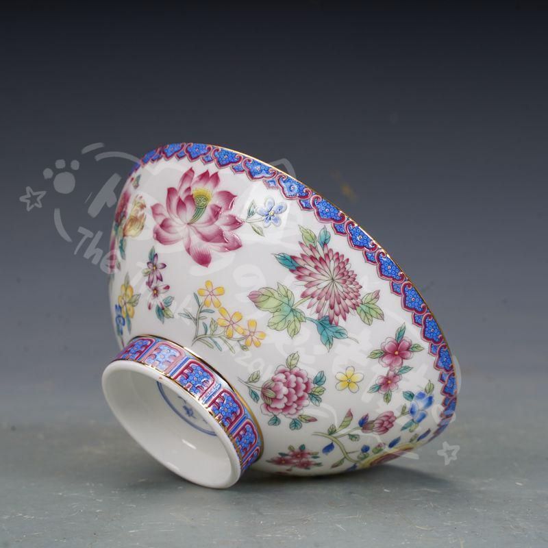 新年ギフト清乾隆磁器琺瑯彩花卉碗 茶碗 高脚碗 景徳鎮 装飾品 現代