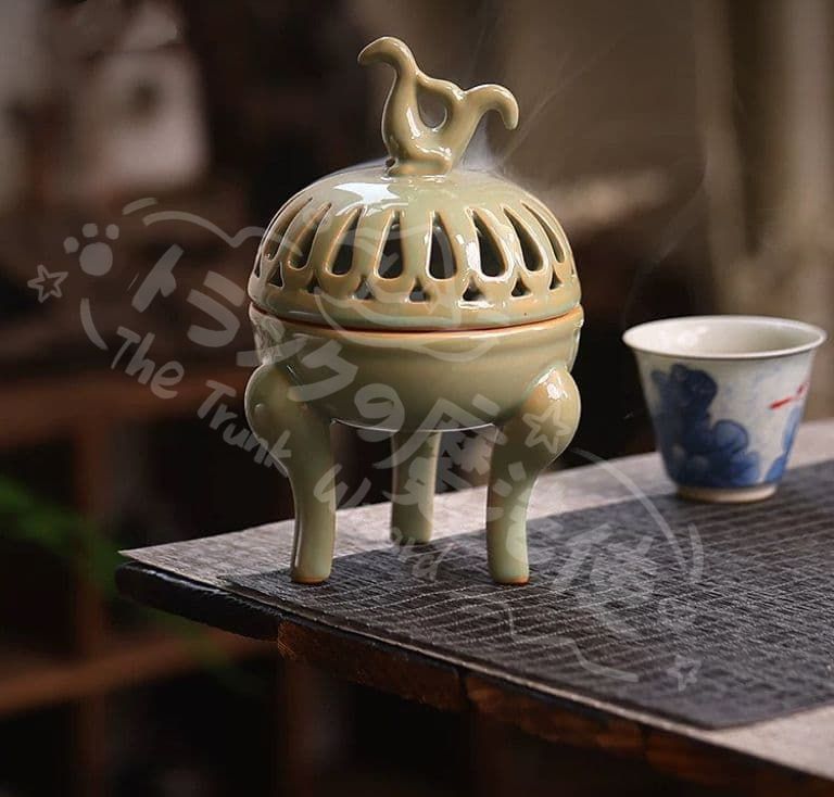 新年ギフト香炉 陶磁 三足檀盤香炉 沈香 茶道 置物CZW1207P243 - メルカリ