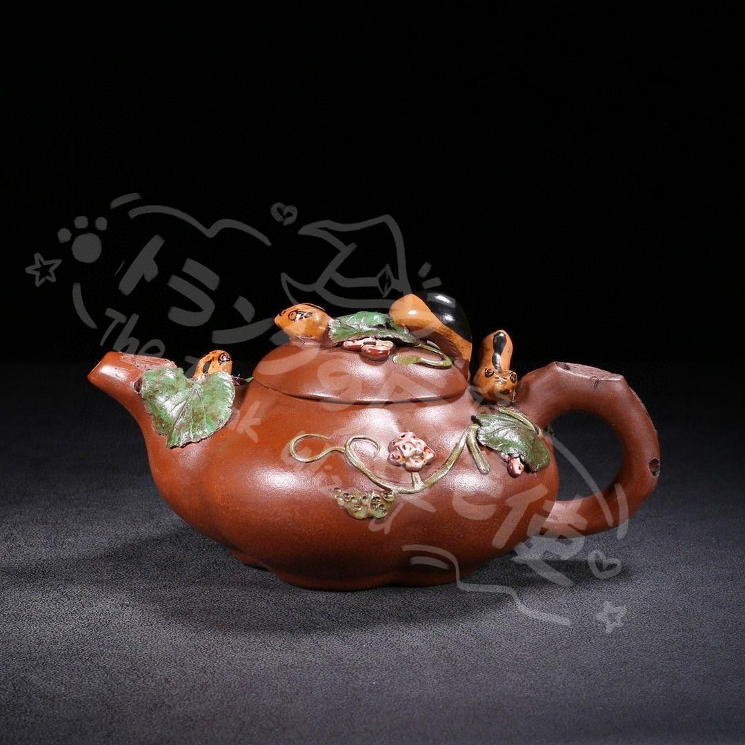 新年ギフト宜興 紫砂壷 リス葡萄壺 茶壺 茶器 置物