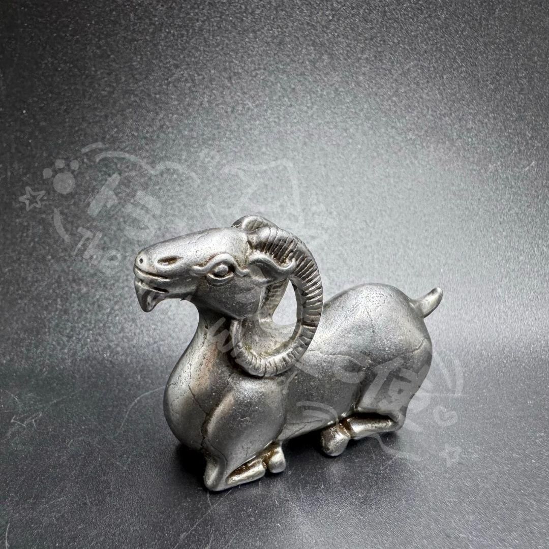 新年ギフト鉄製 干支羊 臥羊 鎮尺 筆架 置筆 文房具 書道具 装飾品 置物