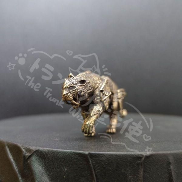 欅の虎　彫刻 新年ギフト甲冑戦虎 獣虎 工芸品 美術品 置物CZW1207P508 - メルカリ