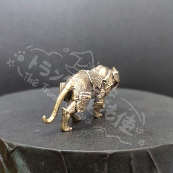 新年ギフト甲冑戦虎