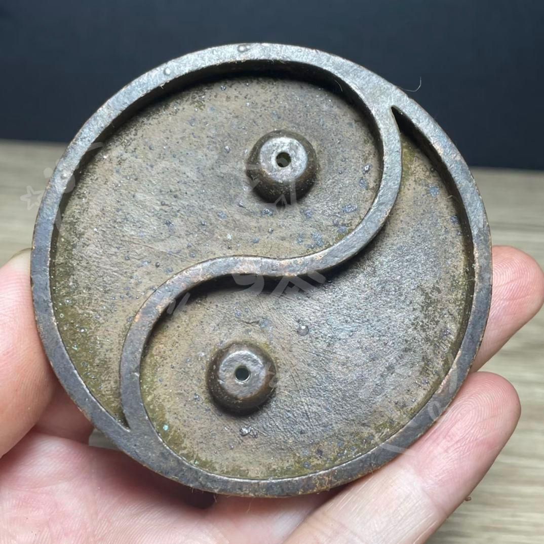 新年ギフト銅 細工 八卦香挿 香道具 台座 茶寵装飾品 工芸品 置物