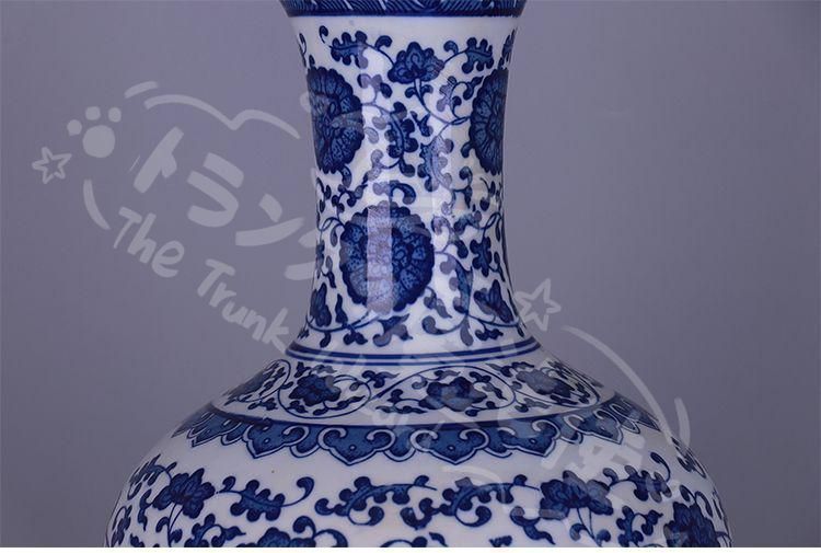 清乾隆青花纏枝花卉竜紋鹿頭尊 景徳鎮 陶磁器 装飾品 現代工芸品 美術品 置物 新年ギフト清乾隆青花纏枝蓮賞瓶 景徳鎮 陶磁器 装飾品 工芸品 美術品