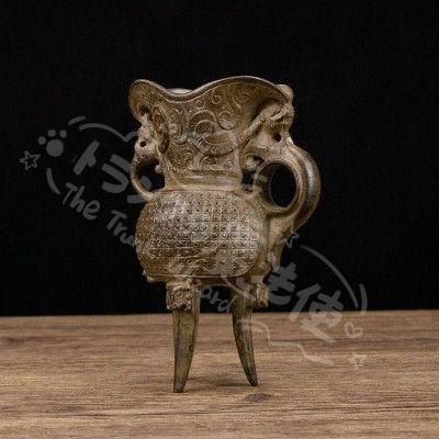 新年ギフト三本足のカップ 銅 製 装飾品 置物