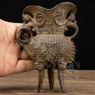 新年ギフト三本足のカップ 銅 製 装飾品 工芸品 美術品 置物