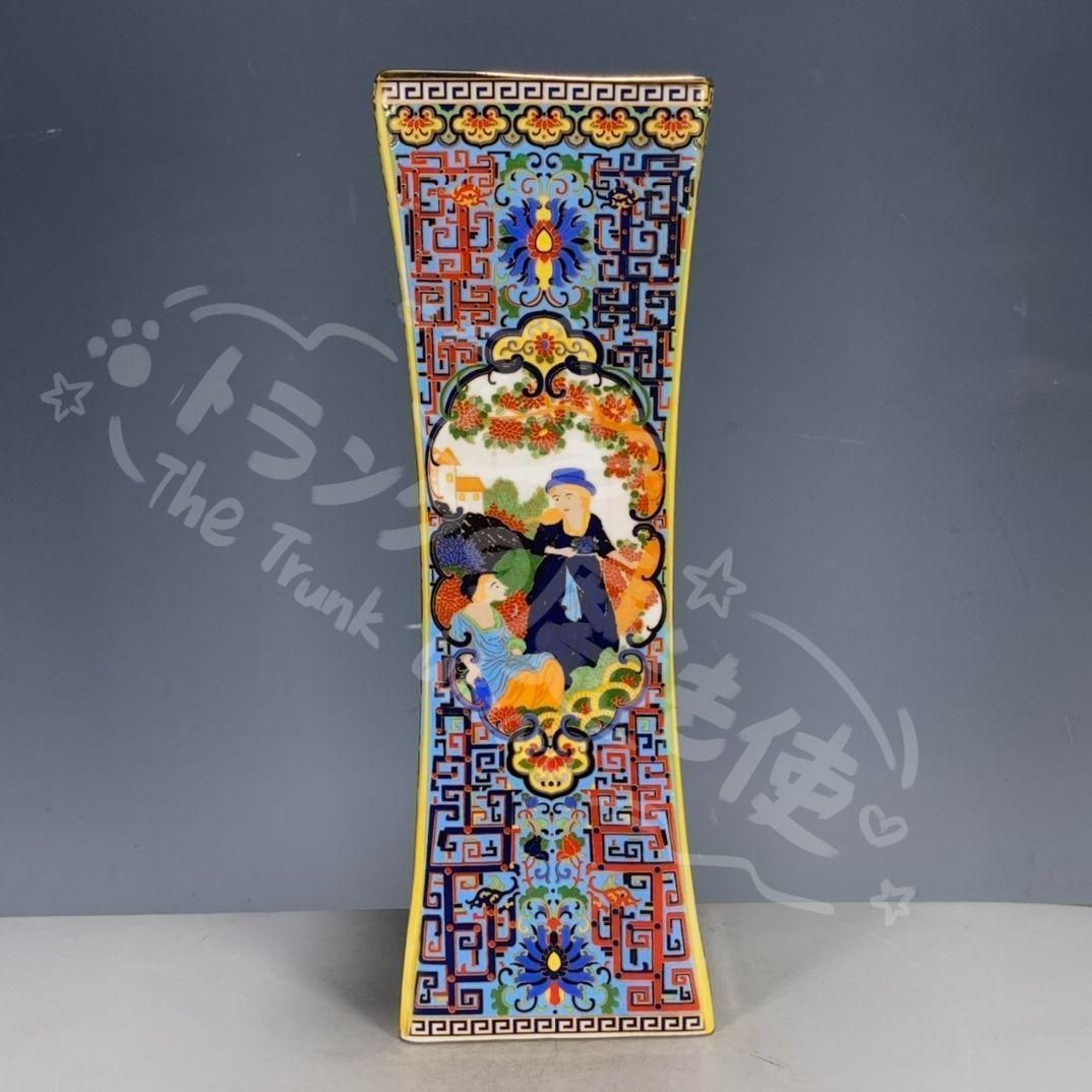 新年ギフトパステル蒔絵人物四角い花瓶 景徳鎮 陶磁器 装飾品 工芸品 美術品 置物