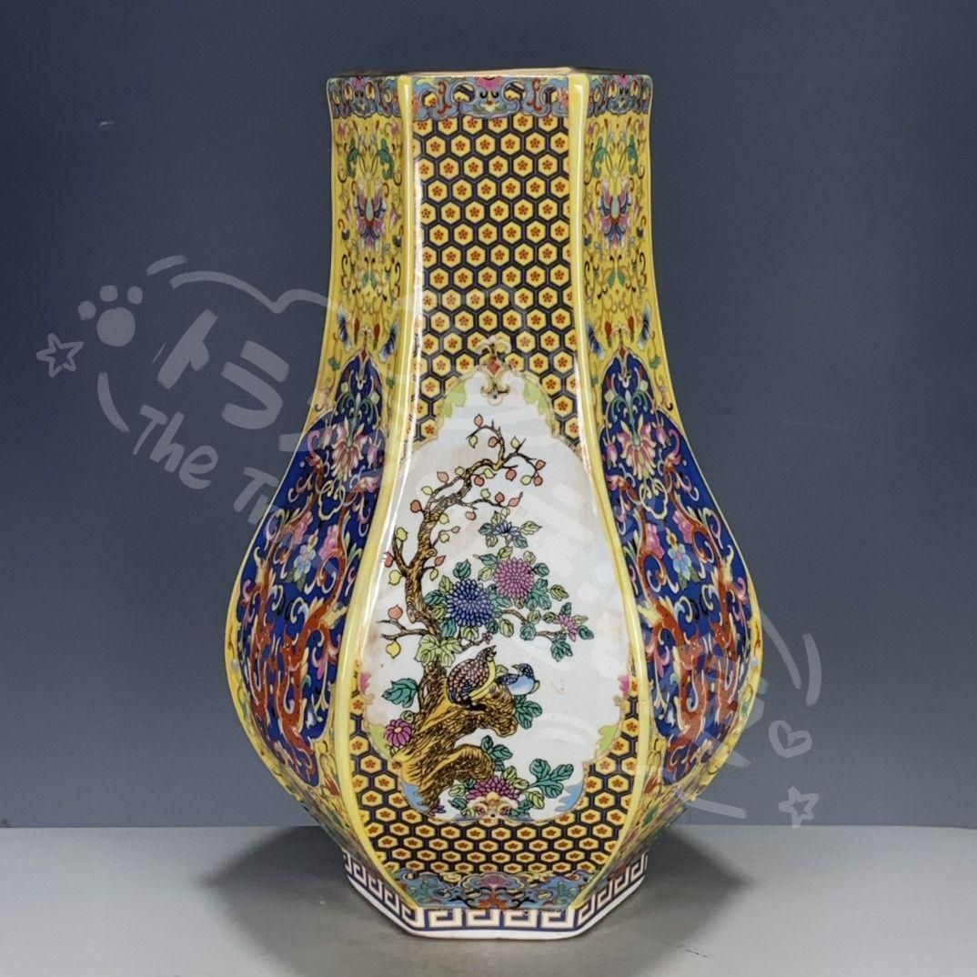 清代雍正彩蒔花鳥多稜花瓶  景徳鎮 陶磁器 装飾品 現代工芸品美術品 置物 新年ギフト清代雍正彩蒔花鳥多稜花瓶 景徳鎮 陶磁器 装飾品 現代工芸品
