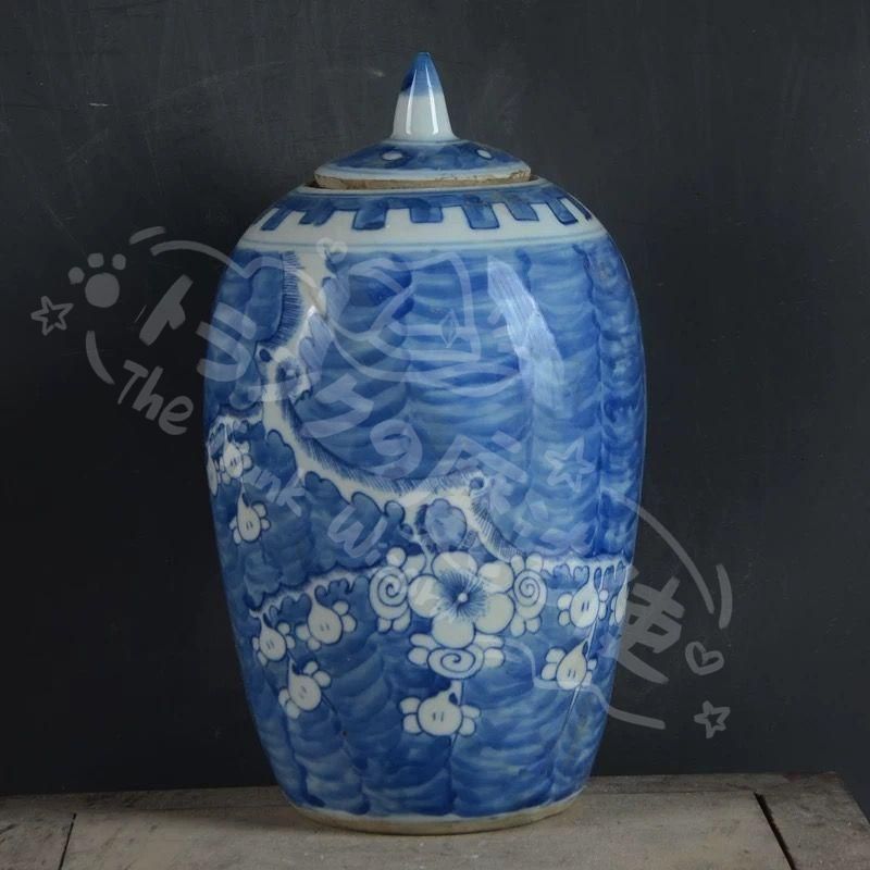 新年ギフト清末藍底氷梅冬瓜壇 賞物観賞瓶 景徳鎮 陶磁器 装飾品 現代工芸品 美術品 置物