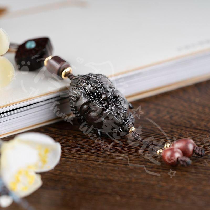 新年ギフト黒檀仏魔木彫 ストラップです 彫刻 工芸品 美術品 置物