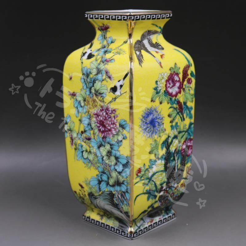 新年ギフト清乾隆黄地琺瑯彩花鳥四方花瓶 景徳鎮 陶磁器 装飾品 現代