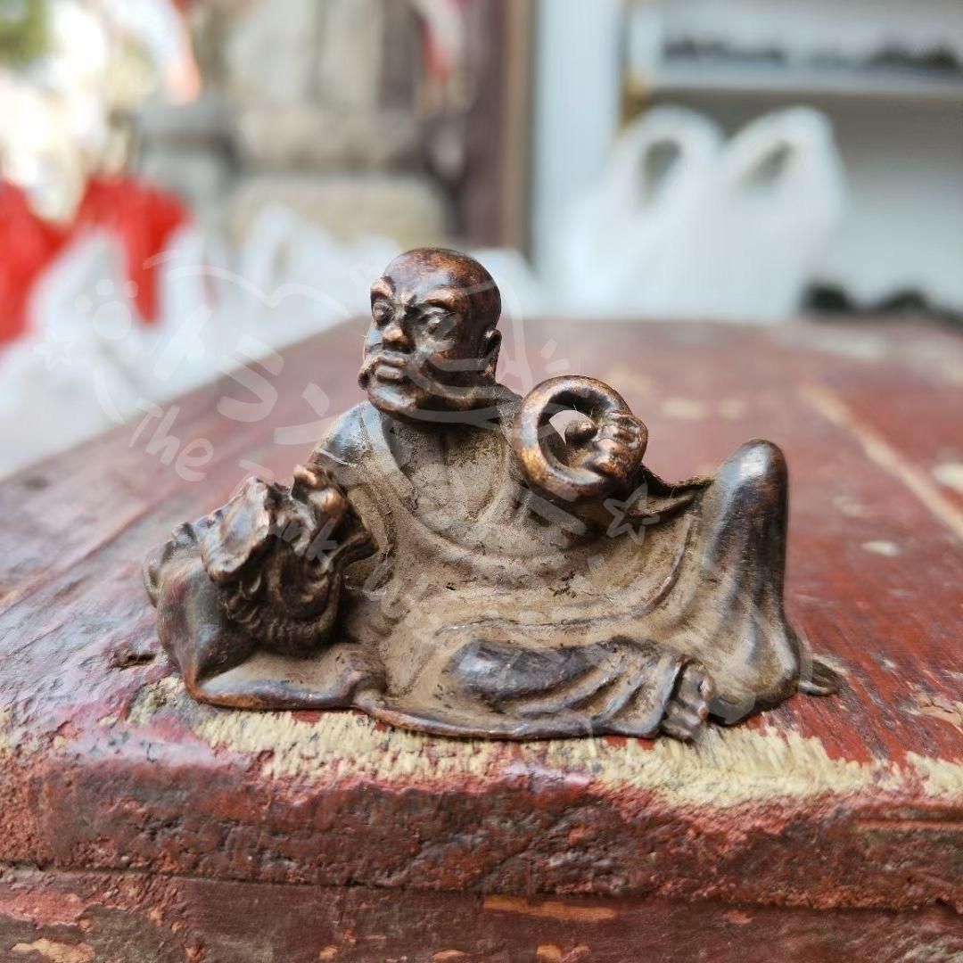 新年ギフト仏教美術 仏像 銅像 伏虎羅漢 茶寵 文鎮 文房具 茶道具 装飾