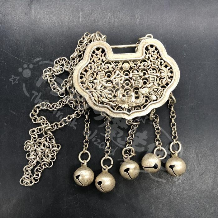 新年ギフト銅 細工 麒麟送子 長命富貴鎖 装飾品 置物