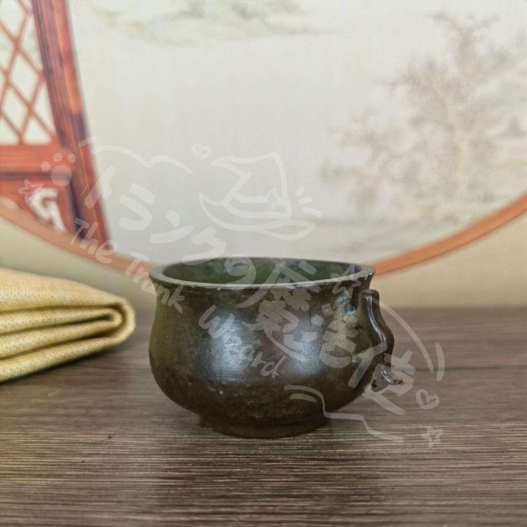獣耳纏枝蓮三足香炉 銅器 文房具 茶道具 重厚 極細工 工芸品 美術品 置物 獣耳纏枝蓮三足香炉 銅器 文房具 茶道具 重厚 極細工 工芸品
