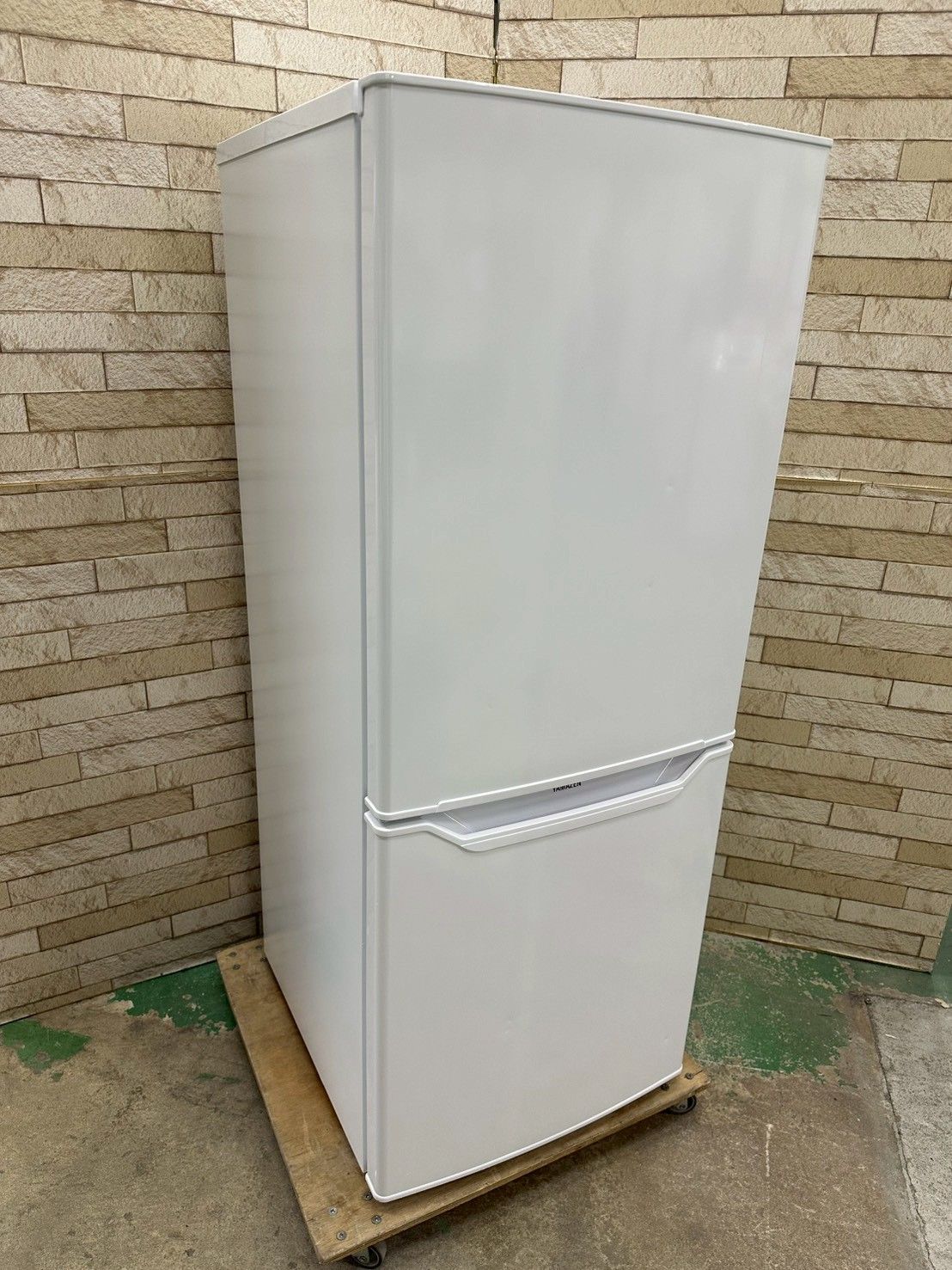 【高年式】大阪送料無料★3か月保障★2024年★YFR-F140★IR-1029 高年式】大阪送料無料☆3か月保障付き☆冷蔵庫☆山善☆2ドア☆2024年