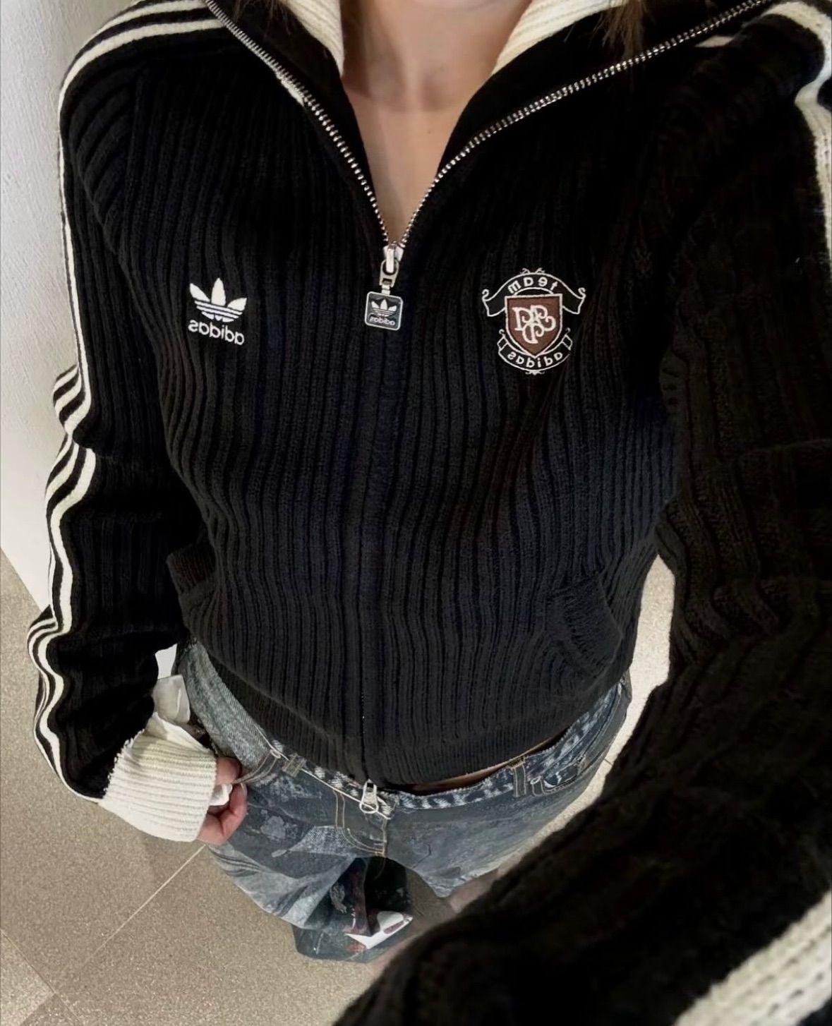 海外限定XS Adidasジップアップ ニットジャケット KF0719 海外限定XS Adidasジップアップ ニットジャケット KF0719