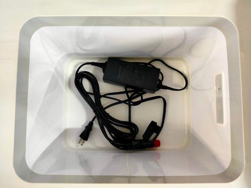 マキタ Makita 充電式保冷温庫 オリーブ 40 V-max 18 V 本体のみ 20 L 研磨ペーパー その他 