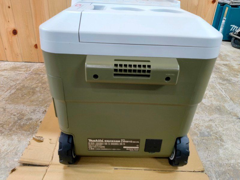 マキタ Makita 充電式保冷温庫 オリーブ 40 V-max 18 V 本体のみ 20 L