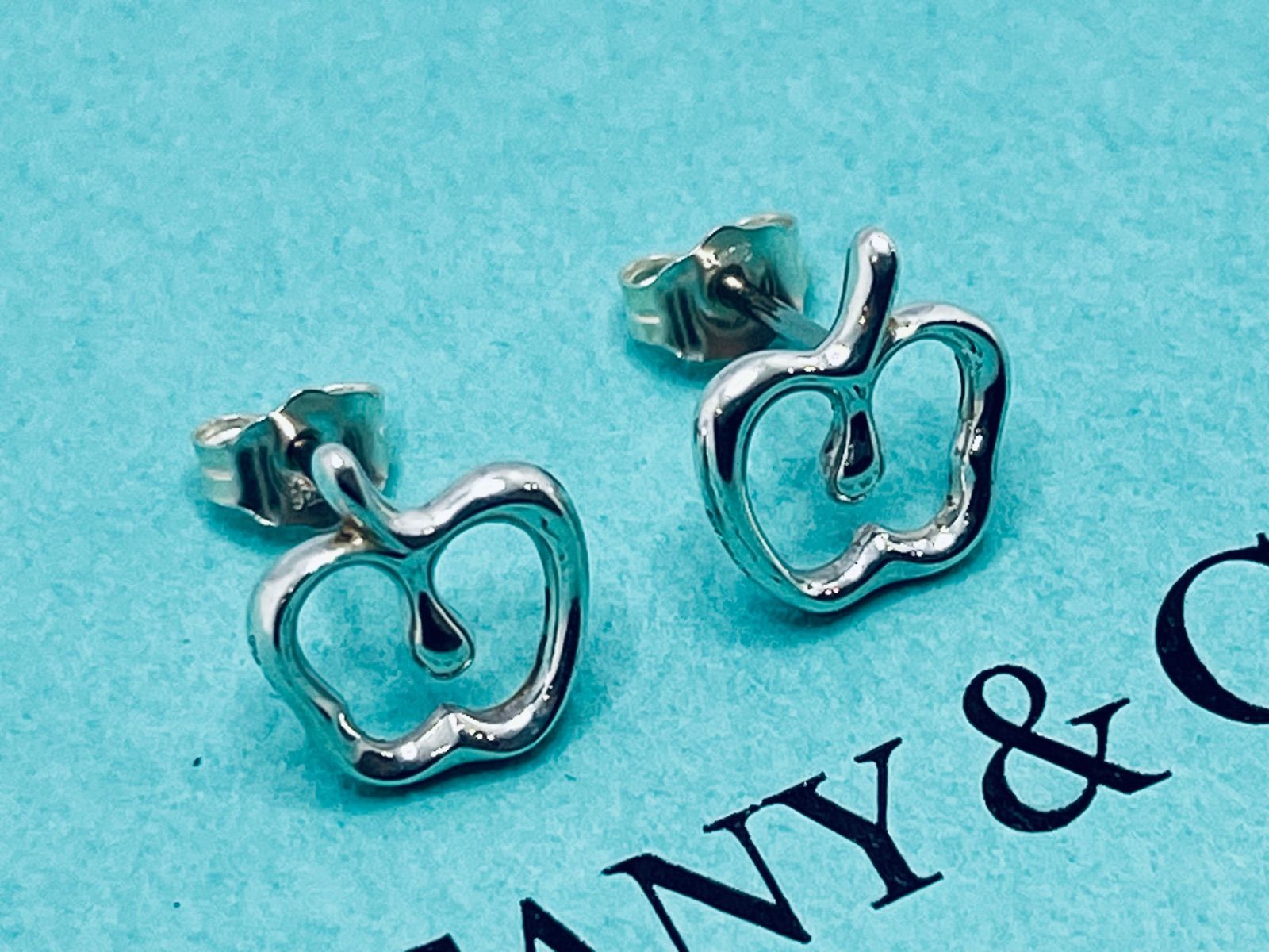 Tiffany & Co. シルバーりんご　アップル　ピアス a178 美品 Tiffany&Co. オールド ティファニー りんご アップル ピアス