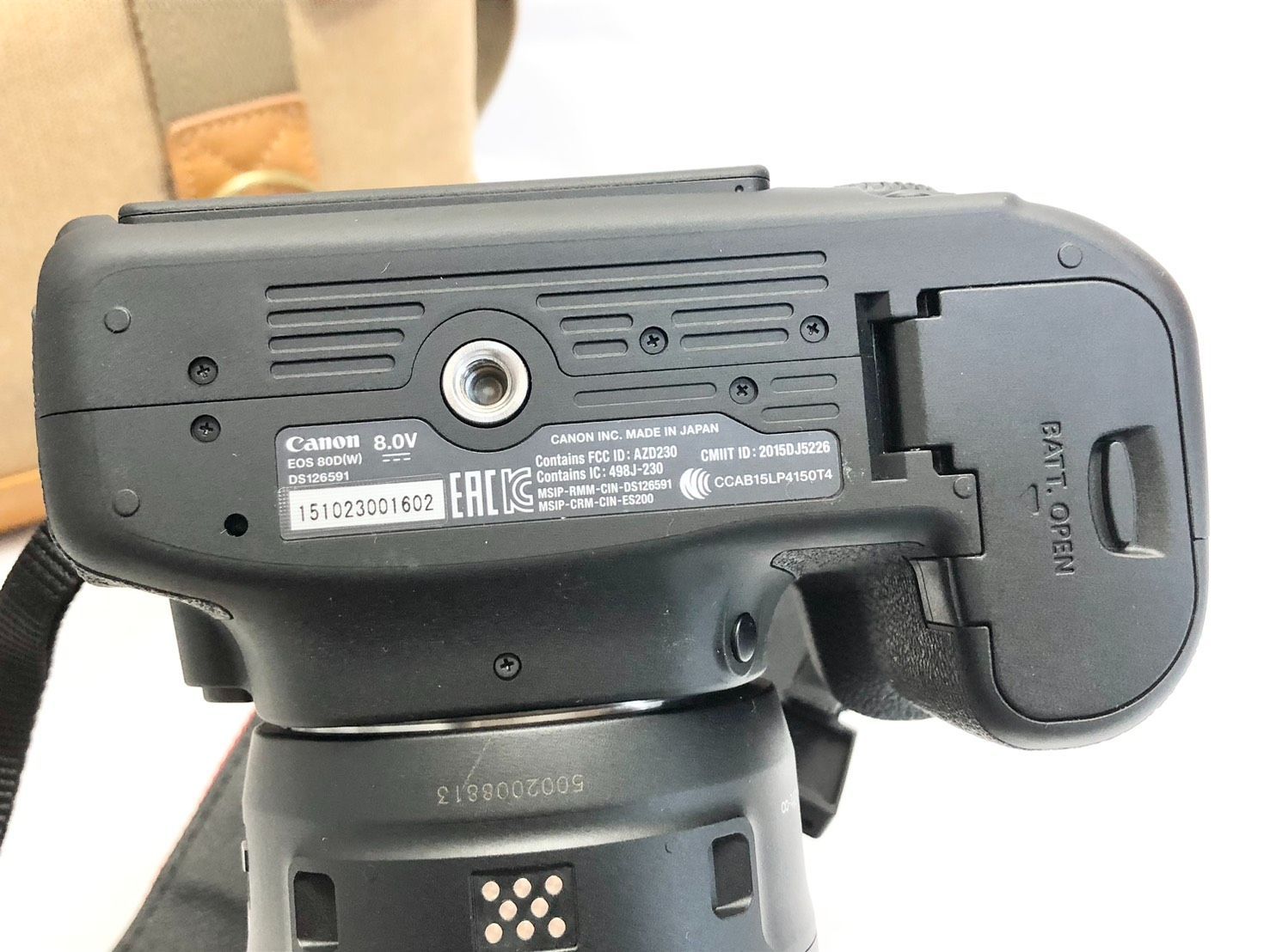 特価】Canon EOS 80D デジタル一眼レフ レンズキット バッテリー