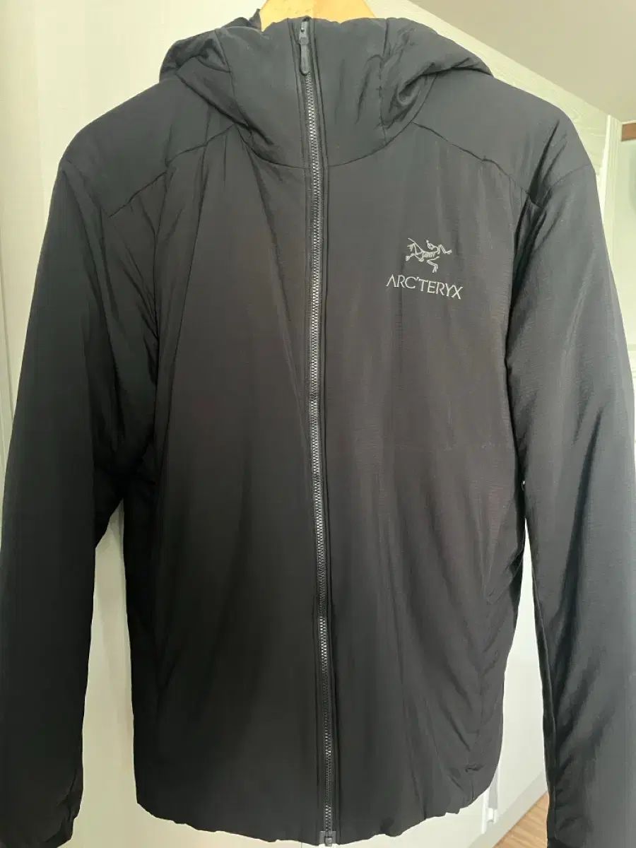 ARC TERYX アークテリクス Atom アトム AR ブラック M