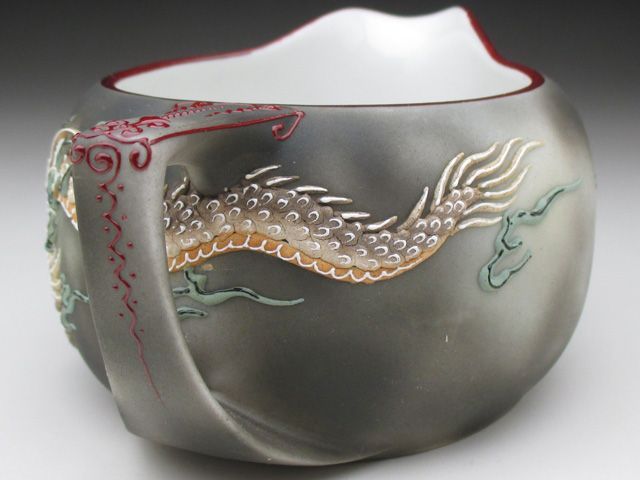 ドラゴン盛り上げ