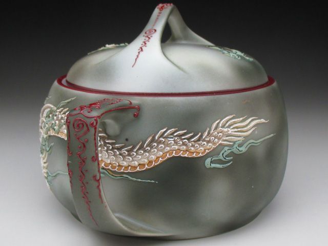 ノリタケ ドラゴン盛り上げ