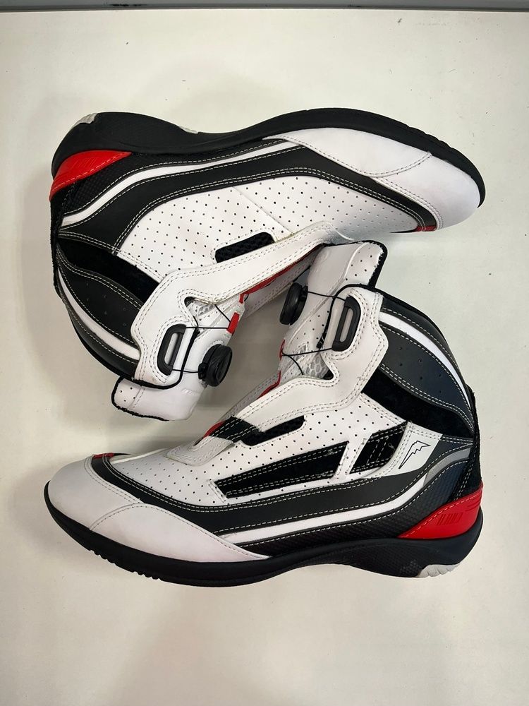  クシタニ FLOW SHOES フローシューズ バイカー バイク ツーリング 白 K 4574 メンズ靴 その他 ホワイト 26 5 cm 101 sh 2410 その他 靴