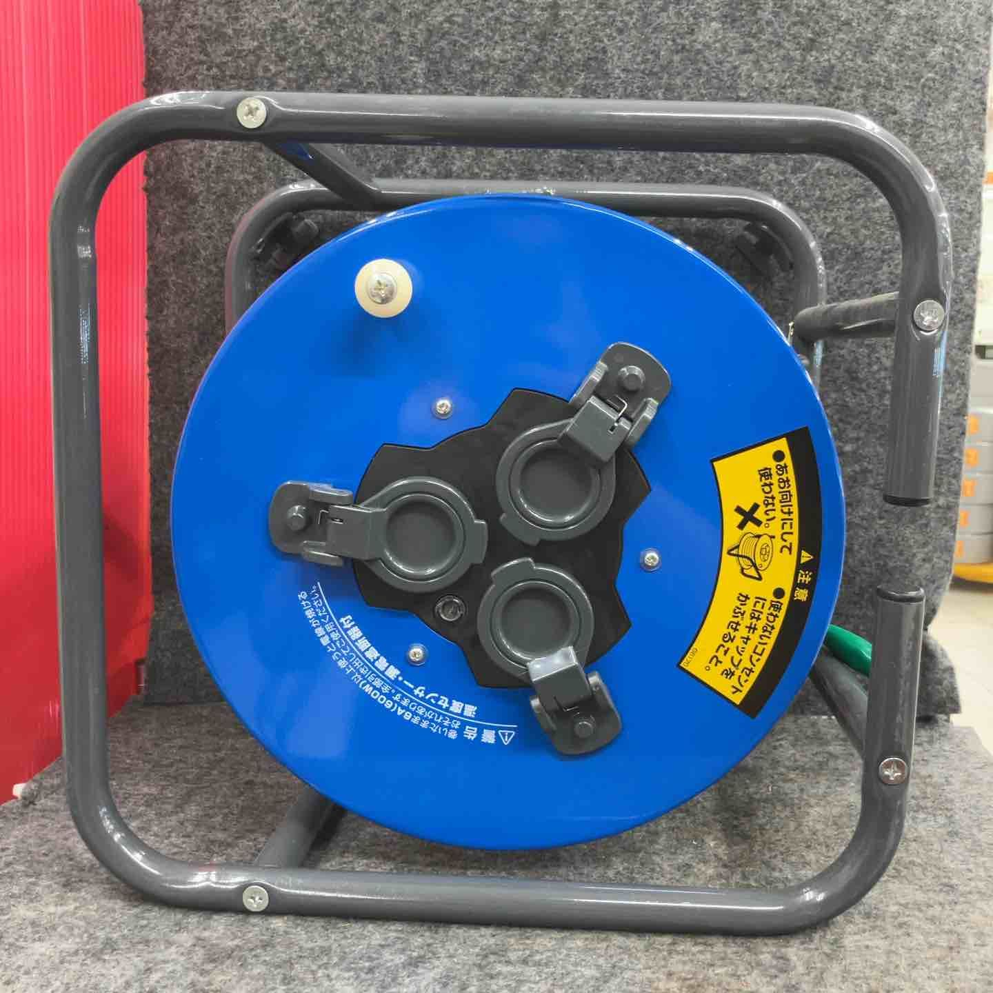 ハタヤ HATAYA コードリール 屋外用 防雨型 100 V型 コード30 m コンセント 段積みフラットリール DBN 30 KBF