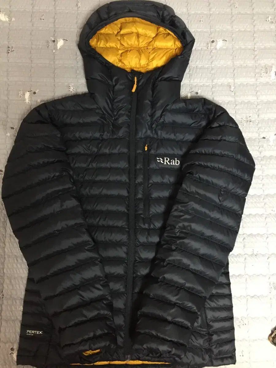 s ラブ マイクロライト アルパイン ジャケット ベルーガ