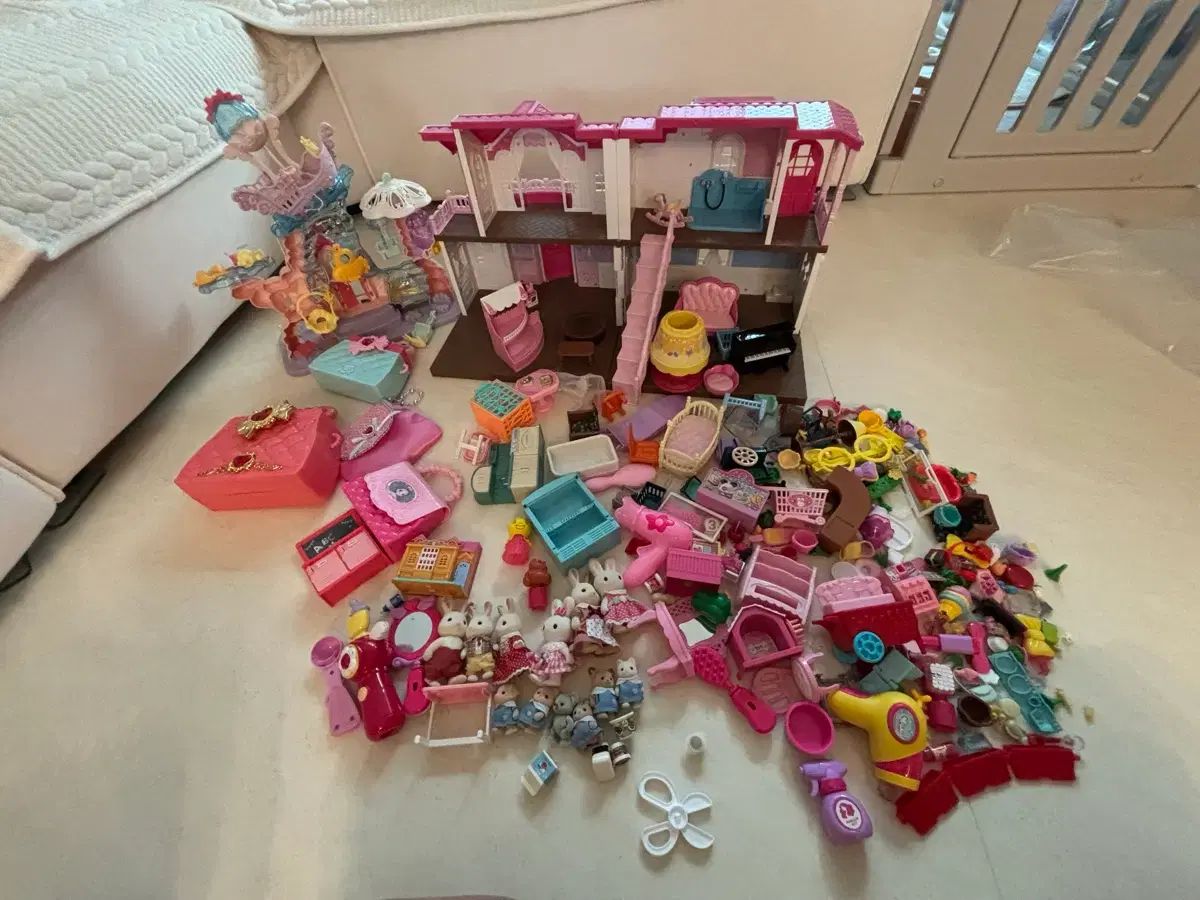 シルバニアファミリー ぬいぐるみ ミニチュア家具小物まとめ