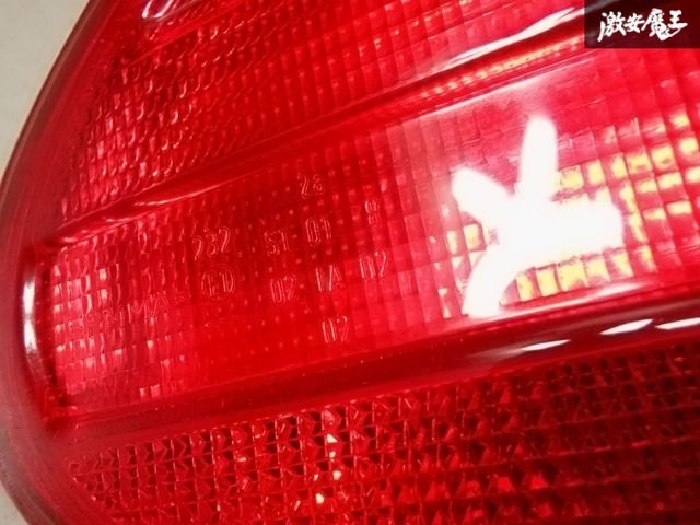 メルセデスベンツ 純正 W210 E240 前期 Eクラス テールライト