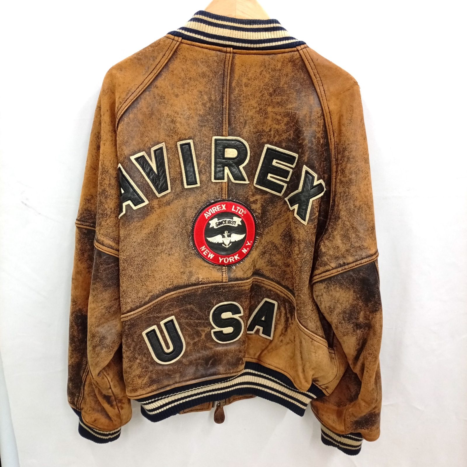 AVIREX アヴィレックス レザージャケット レザー スタジャン Mサイズ
