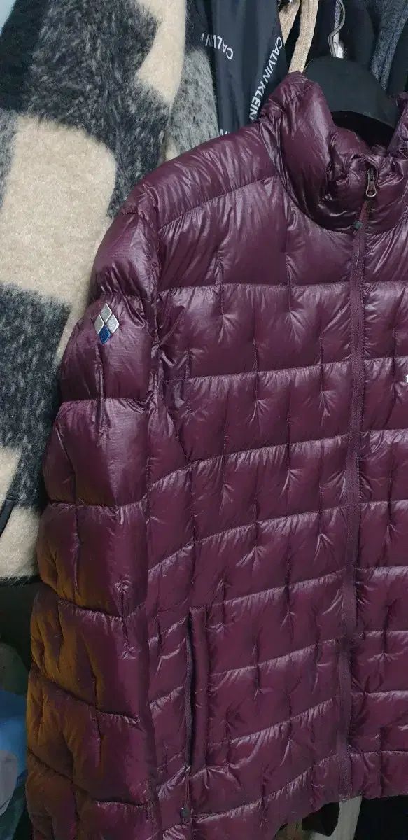 モンベル プラズマ ex 1000 軽量ダウン 95 ワイン