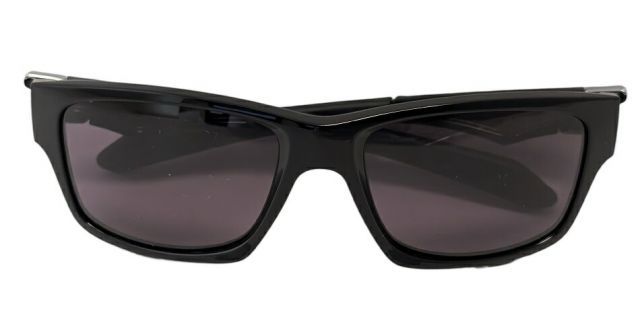 新品同様 オークリー サングラス ジュピター スクエアード Jupiter