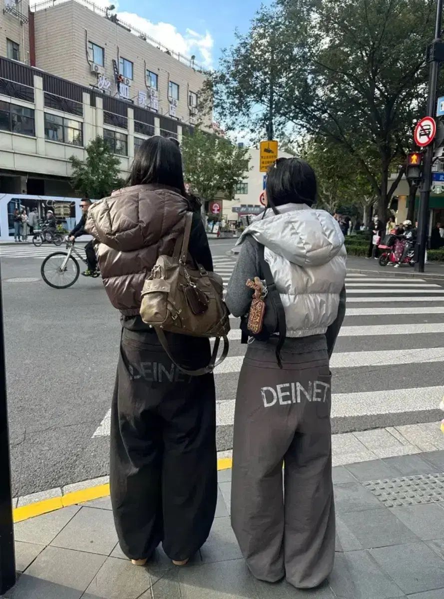 DEINET ダイニット バックロゴ スウェットパンツ