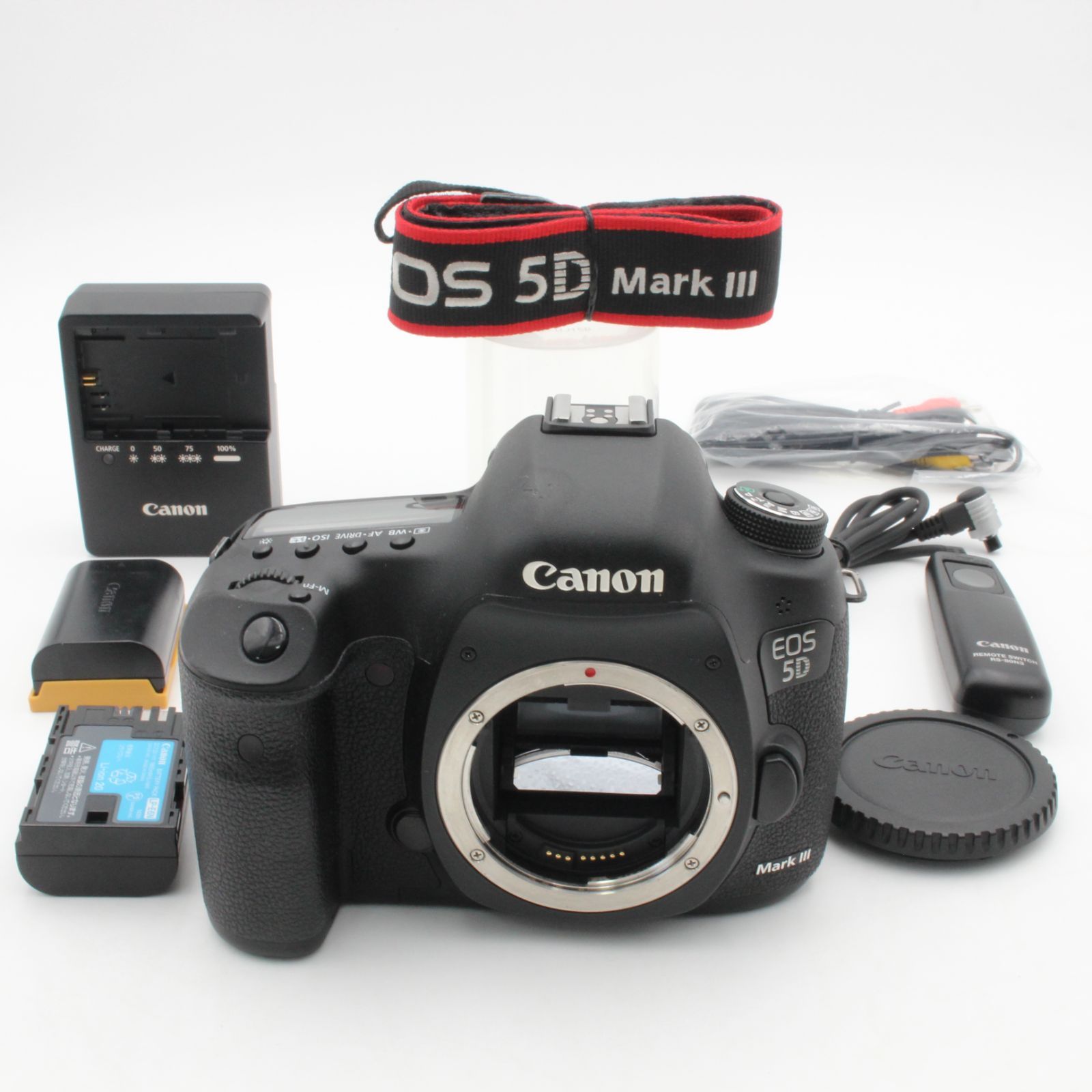 ショット数32293 Canon キヤノン EOS 5 D Mark III ボディ デジタル 一眼レフ カメラ キャノン リモートスイツチ RS 80 N 3付き 93005