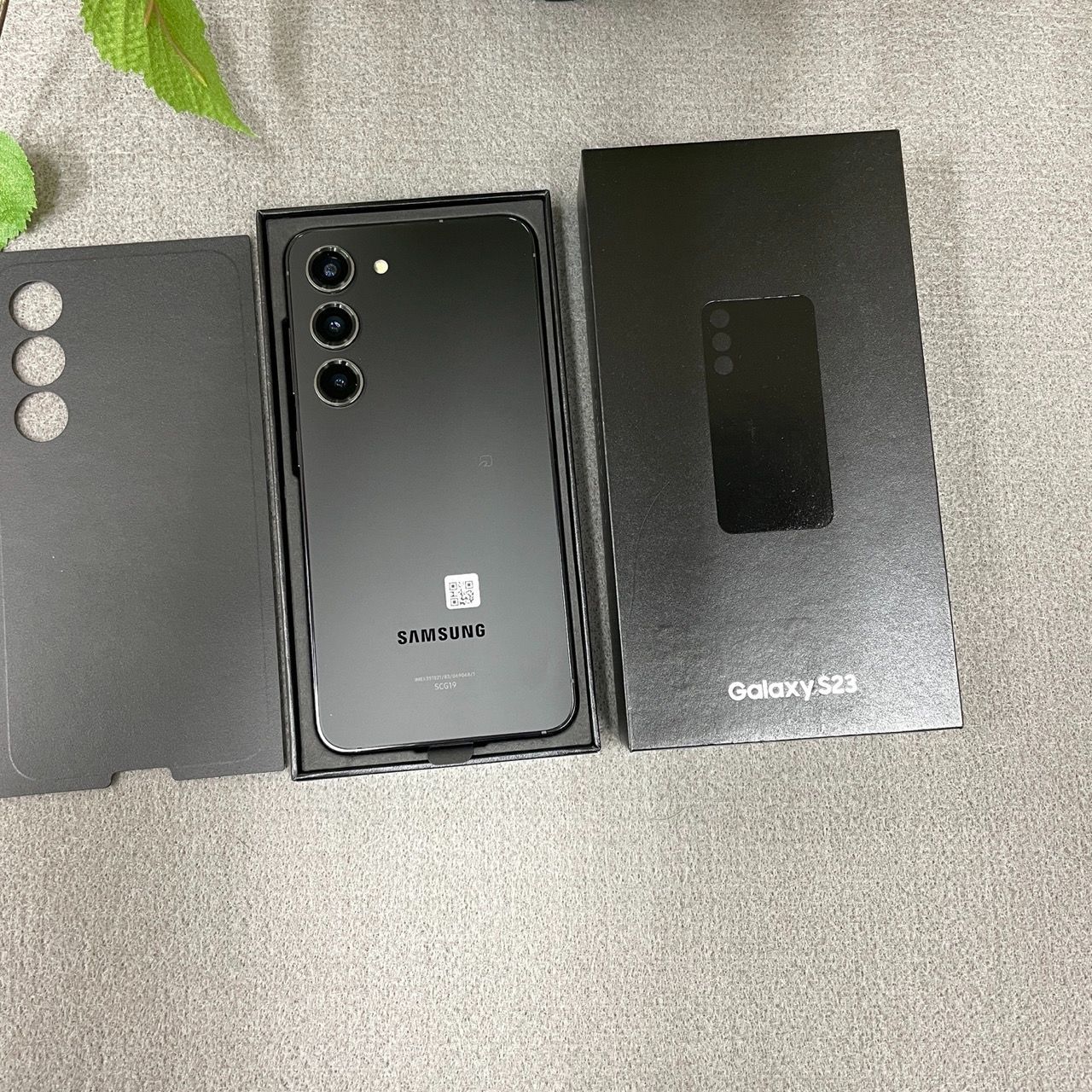 【海外未使用品】Galaxy S23 128GB ファントムブラック（US版） 新品・未使用 Galaxy S23 SCG19 ファントムブラック 国内版SIMフリー