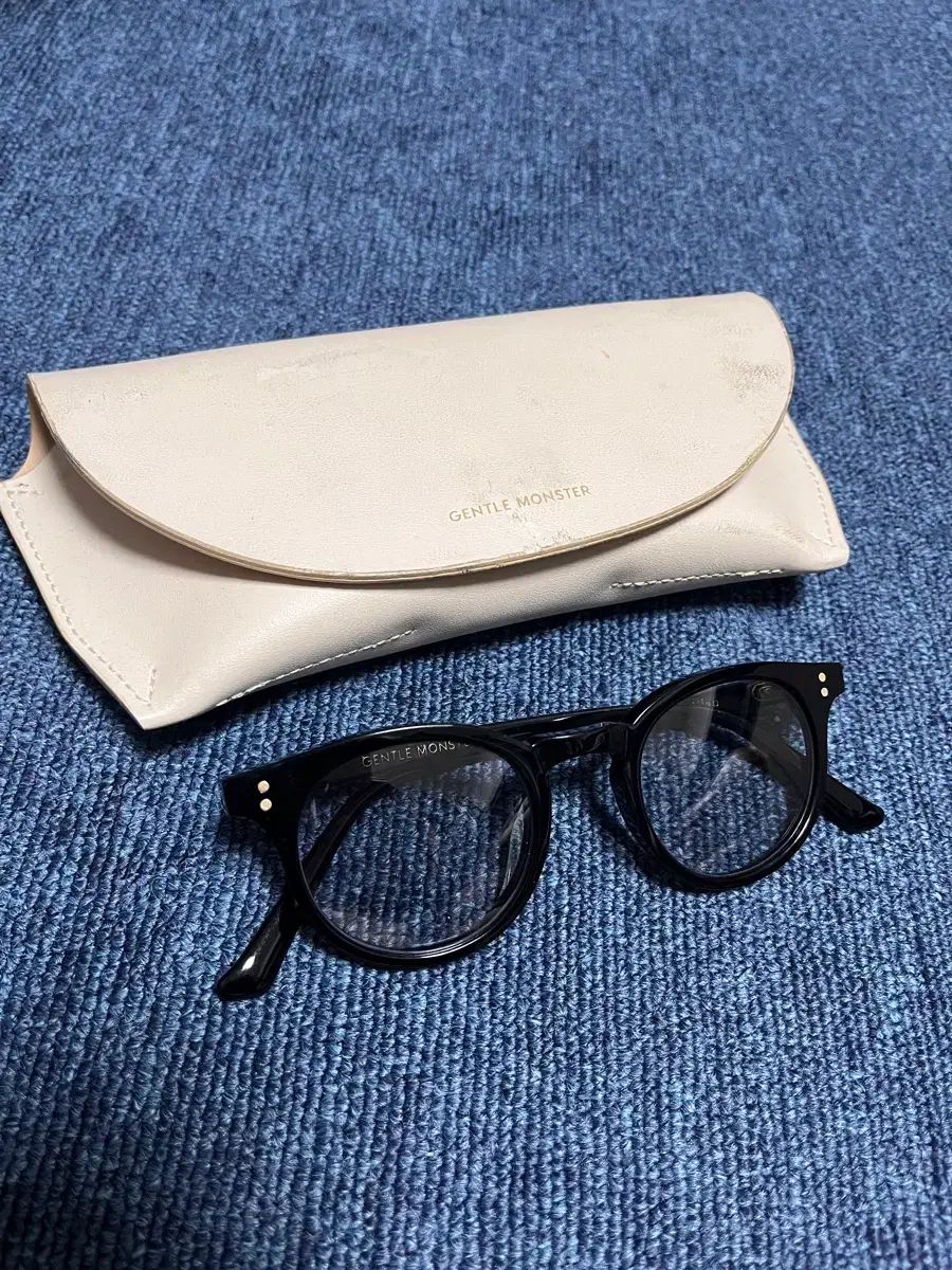 os GENTLE MONSTER ジェントルモンスター ミラン ブラック