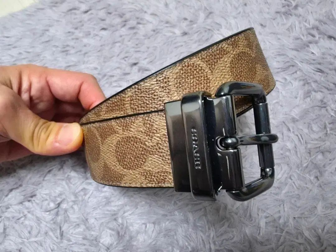 コーチ　COACH 新品　リバーシブルベルト　バックル回転可能 COACHコーチ新品正規品リバーシブルレザーベルト回転バックル2個