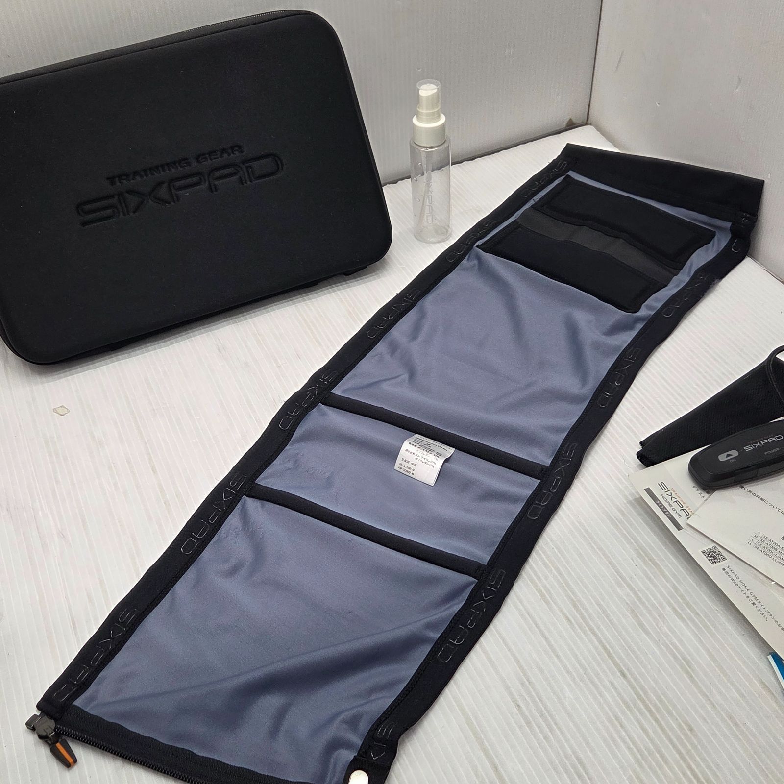 12 S00537 SIXPAD シックスパッド パワースーツライト アブズ SIXPAD