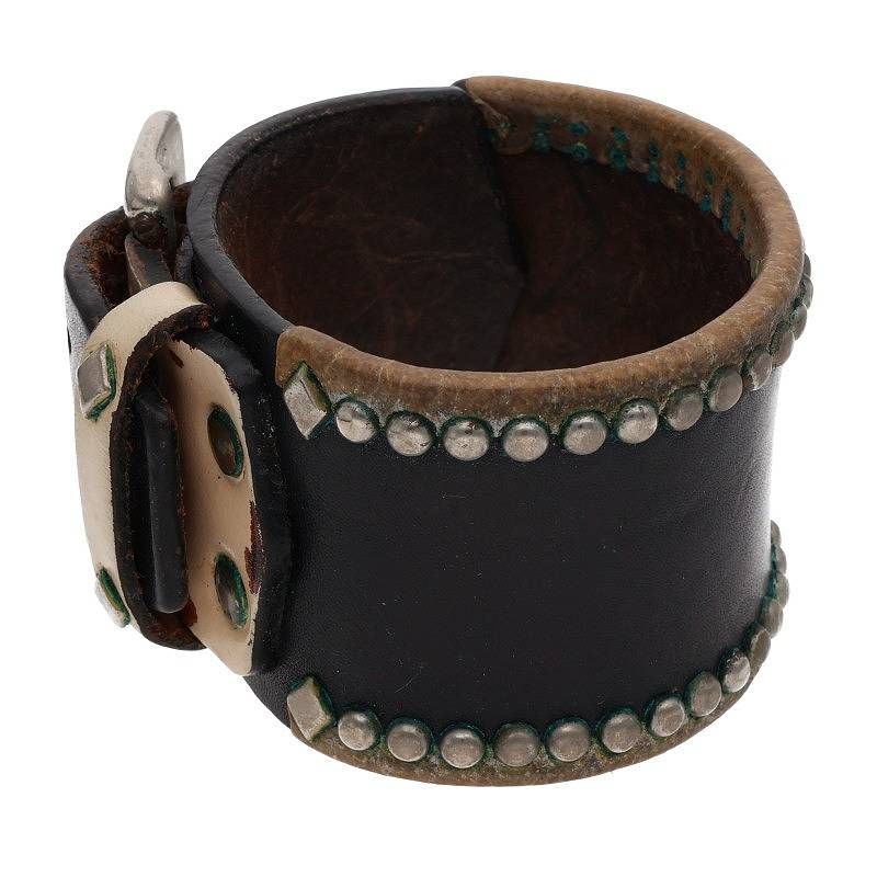 ウルフズヘッド 50mm スタッズレザーブレスレット メンズ 50mm - メルカリ