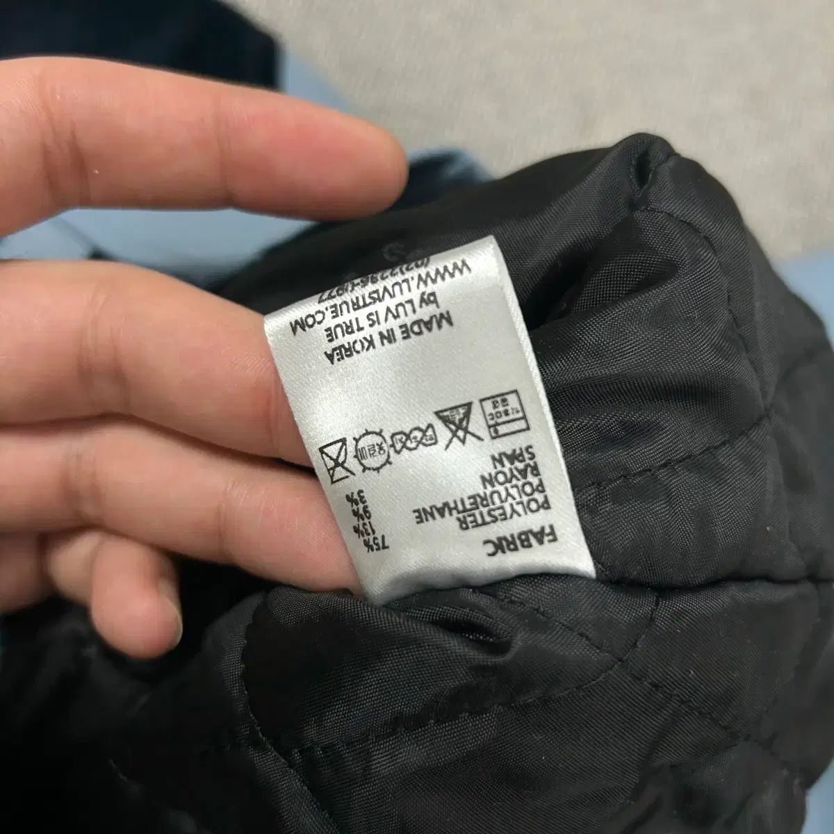 ラブイズトゥルー スタジャン(F)